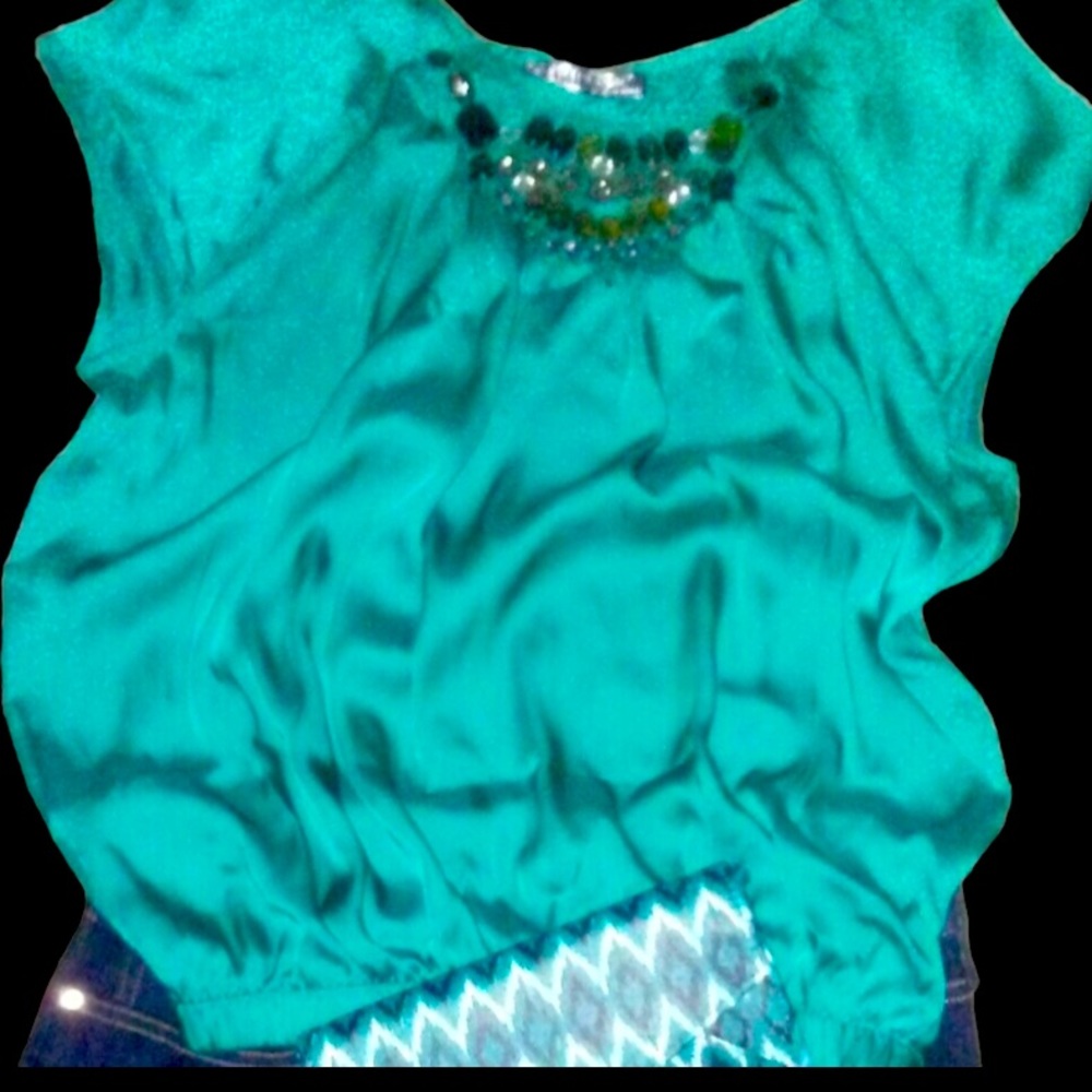 New~  Silky Guess Shirt